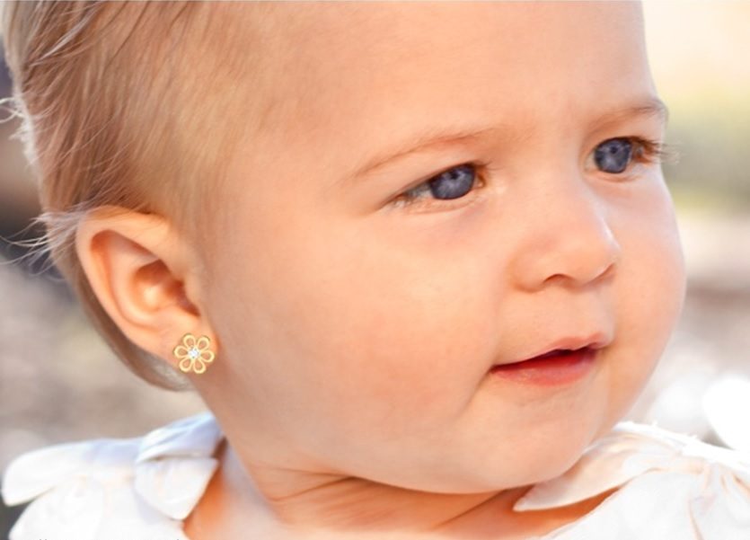 Cuidados com o primeiro brinquinho