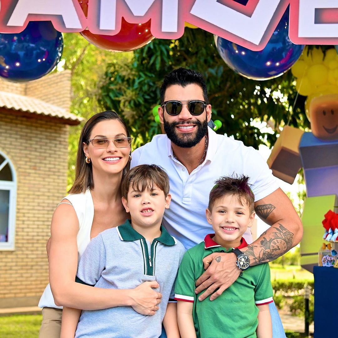 Andressa Suita e Gusttavo Lima comemoram 5 anos do filho